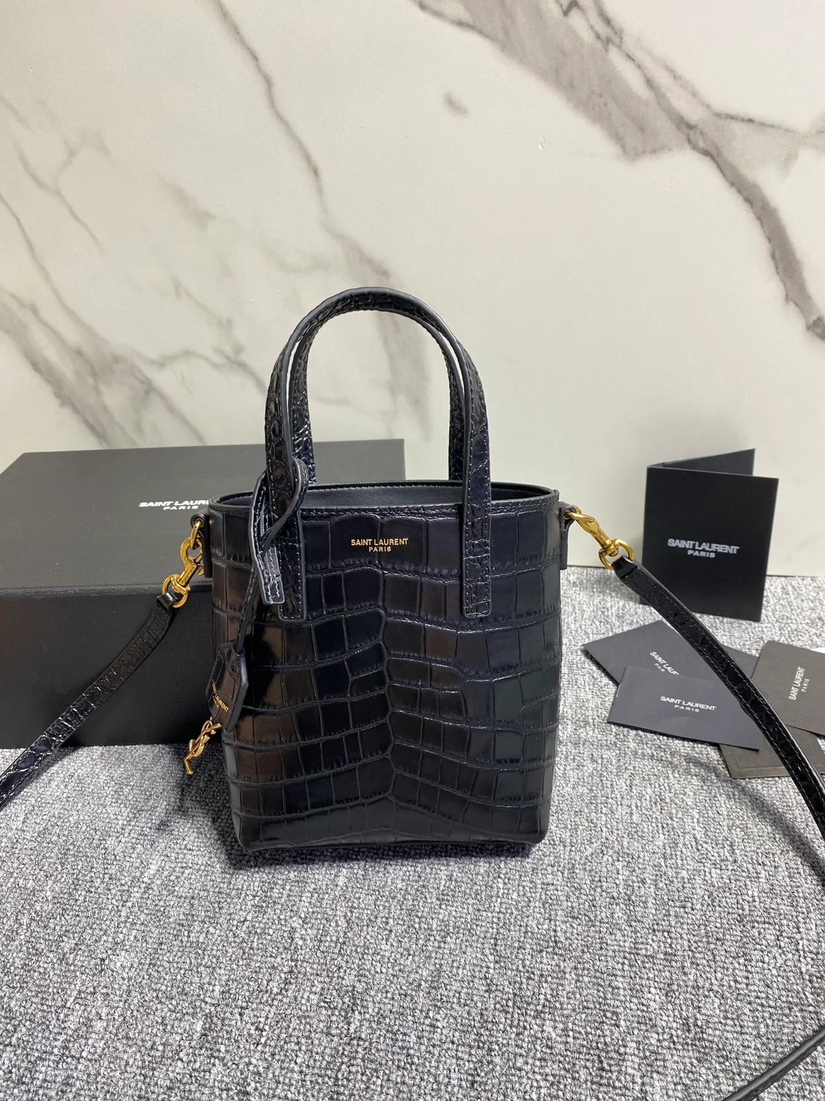 迷你CASSANDRE小牛皮手提斜挎包